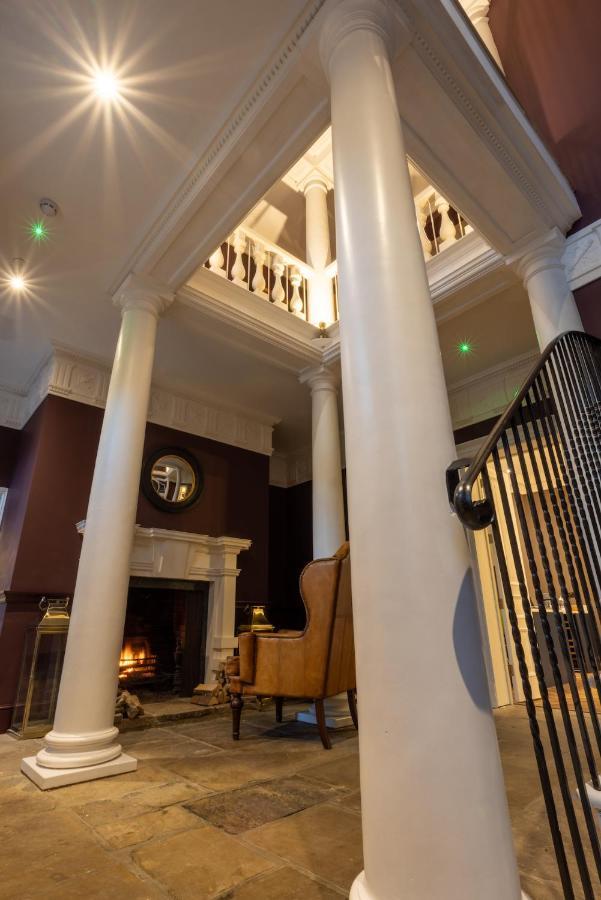 Eastwood Observatory: 12 Bedrooms, Swimming Pool And Tennis Court เฮลชัม ภายนอก รูปภาพ